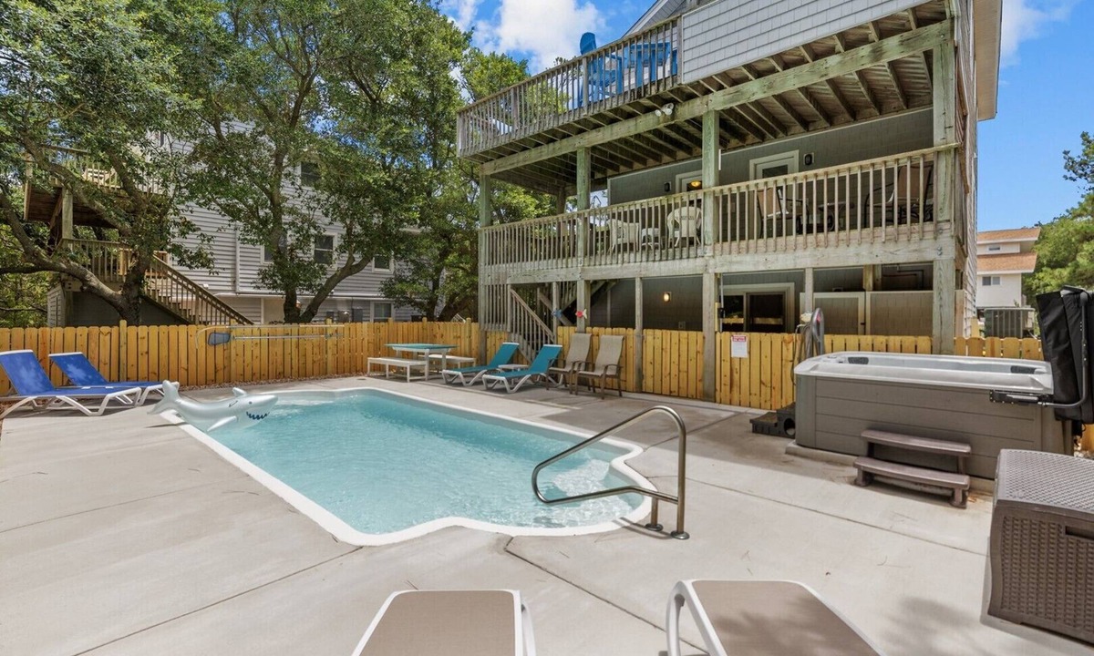 Ocean Sands House | Corolla Beach Retreat with a Pool!