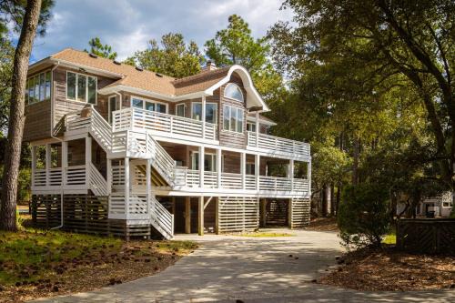 Corolla Light House | Corolla Light Resort Hot Tub Beach Sound Access