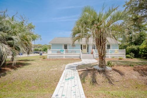 Yaupon Beach House | Cottage Breeze by Oak Island Accommodations