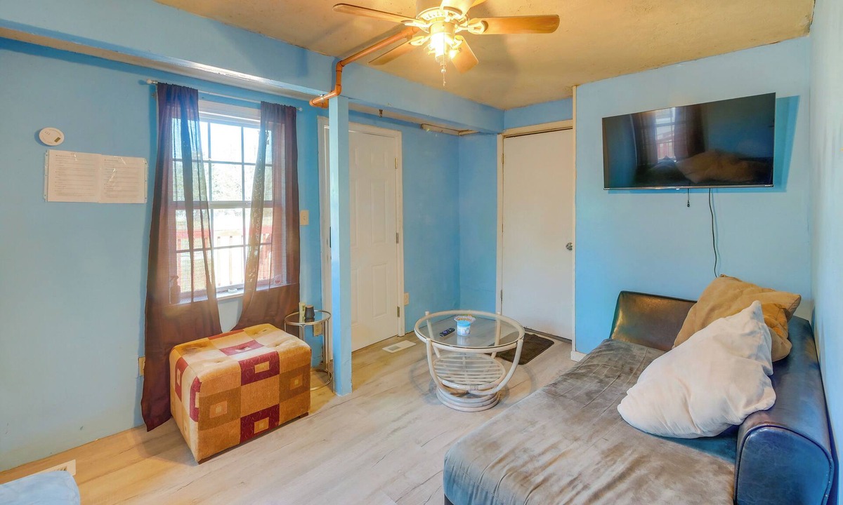Fort Valley Apartment | Countryside Escape, 8 Mi to FVSU & Main Street!
