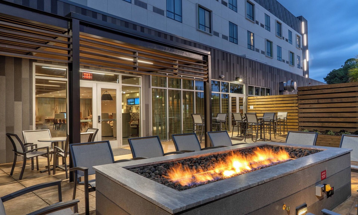 North Charleston Hotel | Courtyard by Marriott Charleston-North Charleston