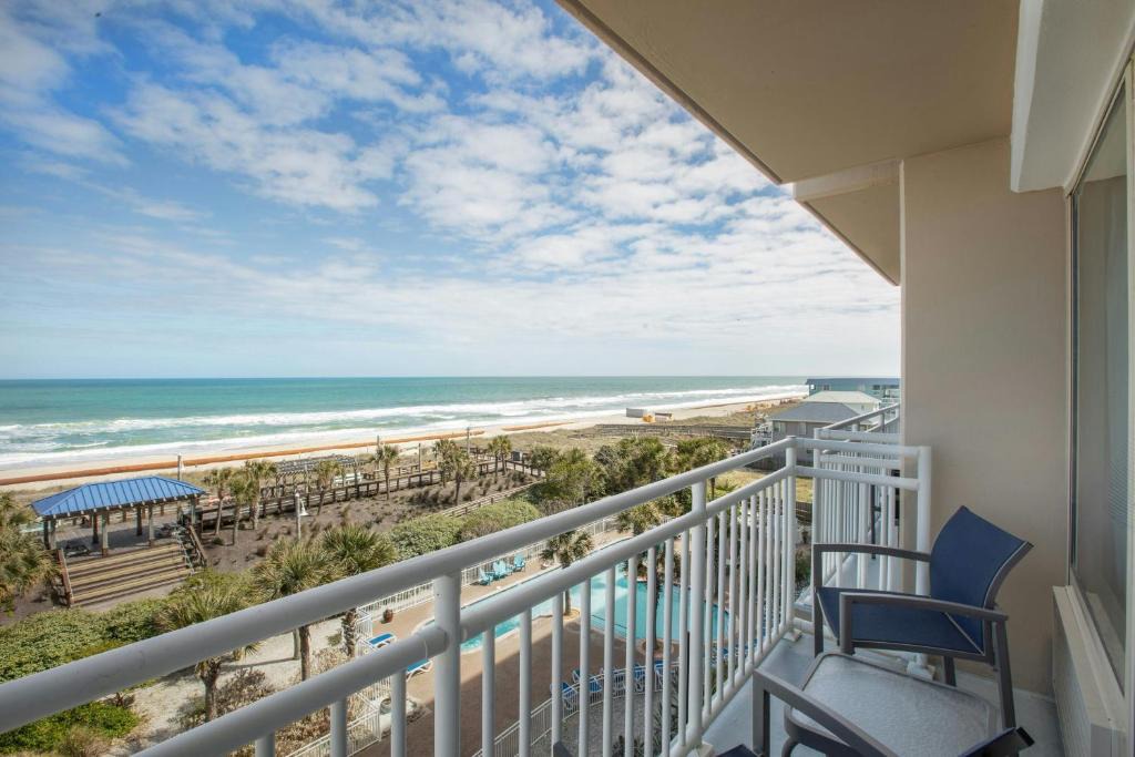 Carolina Beach Hotel | Courtyard by Marriott Carolina Beach Oceanfront