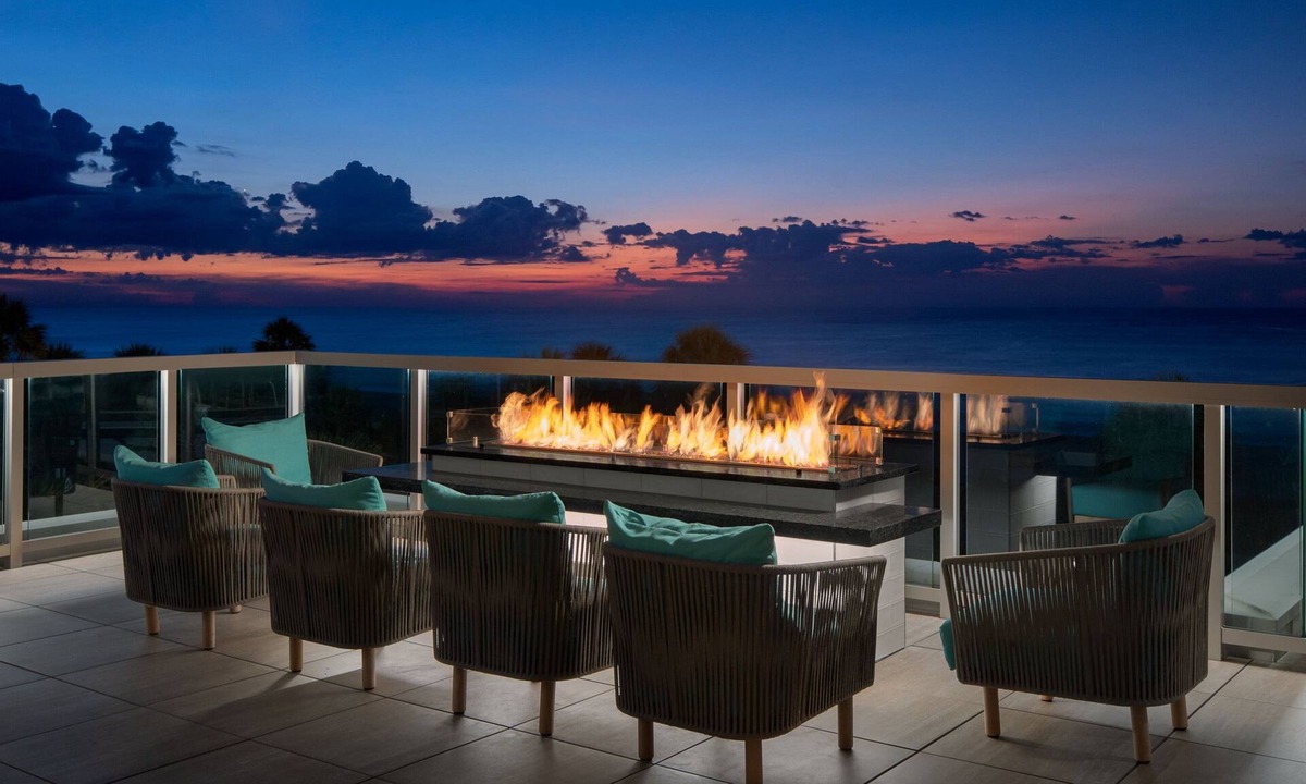 Myrtle Beach Hotel | Courtyard by Marriott Myrtle Beach Oceanfront