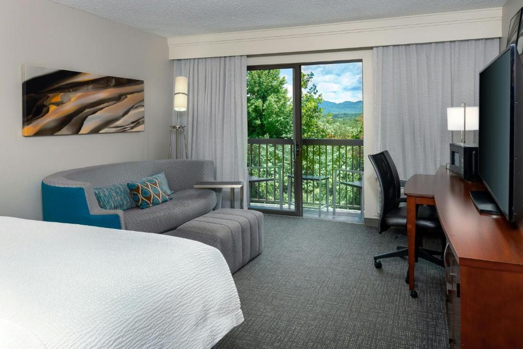 Asheville Hotel | Courtyard by Marriott Asheville