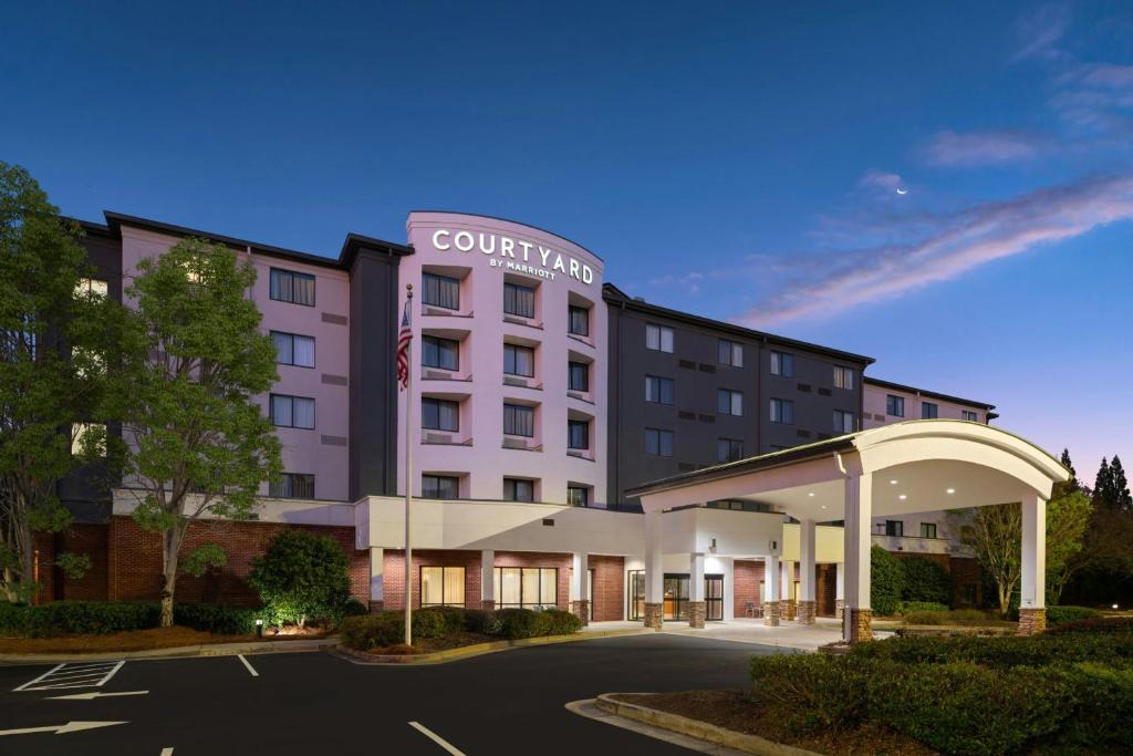 Buford Hotel | Courtyard by Marriott Atlanta Buford Mall of Georgia
