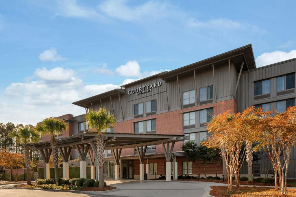 Summerville Hotel | Courtyard by Marriott Charleston Summerville