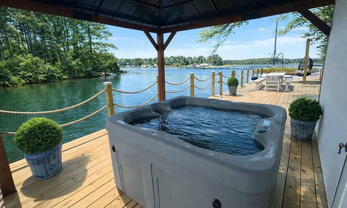 Piney Point House | Cove Cottage