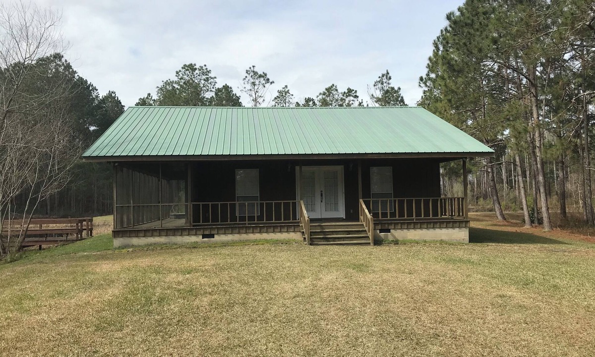 Norman Park Cabin | Cozy 1-bedroom cabin with 2 ponds