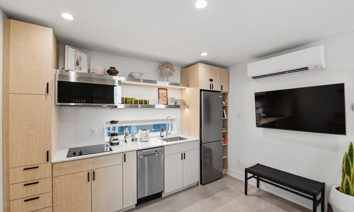 Fort Worth House | Cozy 1-bedroom house in awesome Fort Worth with AC