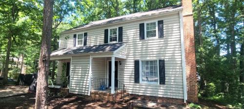 Richmond Apartment | Cozy 3-Bedroom Ground-Level Apartment close to Short Pump Mall