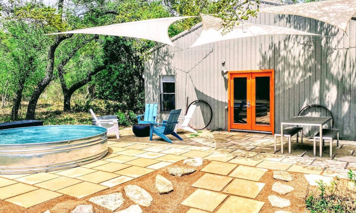 Dripping Springs Cabin | Cozy Cabin w Pvt Heated Pool Under Epic TX Stars