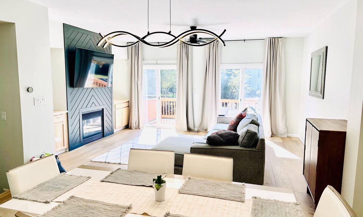Cary House | Cozy Cary Comfort- Walkable to Downtown
