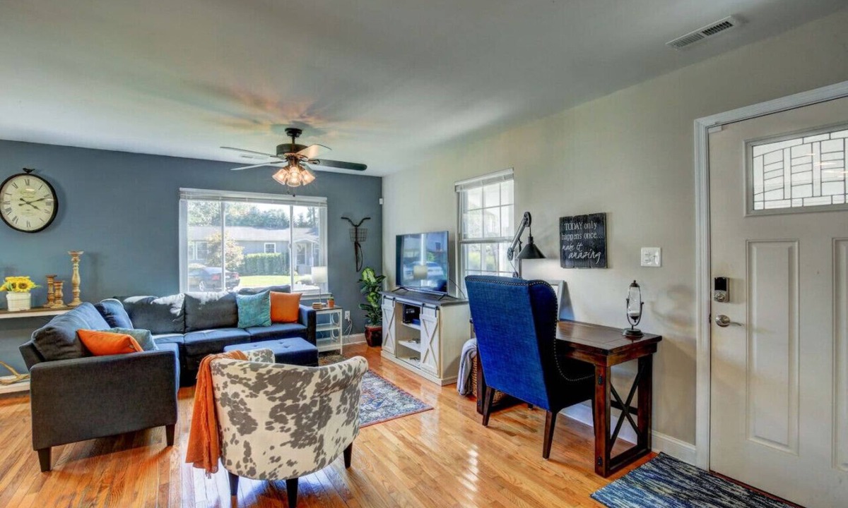 North Beach Apartment | Cozy Cottage 3 beds 2 baths W/Outdoor grill!