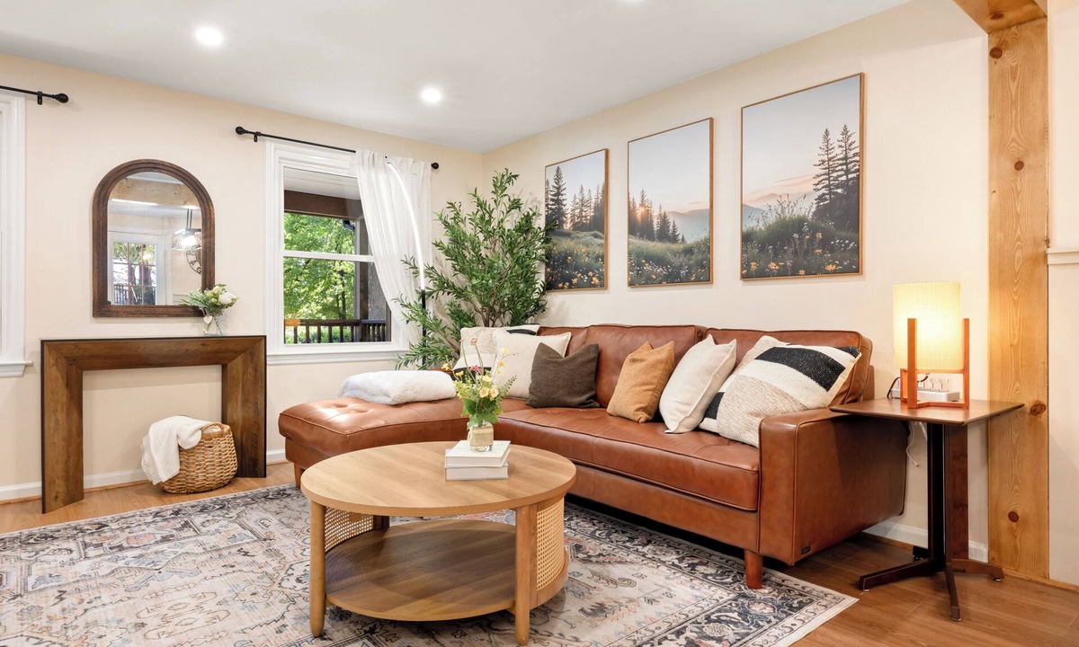 Charlotte House | Cozy House with King Beds + Huge Private Backyard