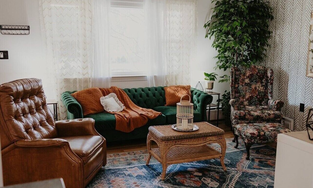 Rosemont Apartment | Cozy Pet Friendly w/Outdoor Dome close to Old Town