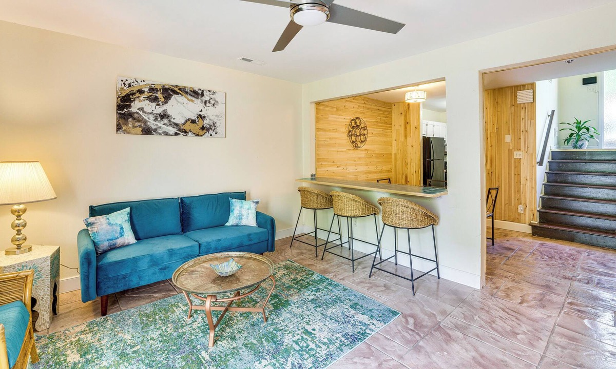Hickory House | Creekside Hickory Townhome w/ Balcony & Water View