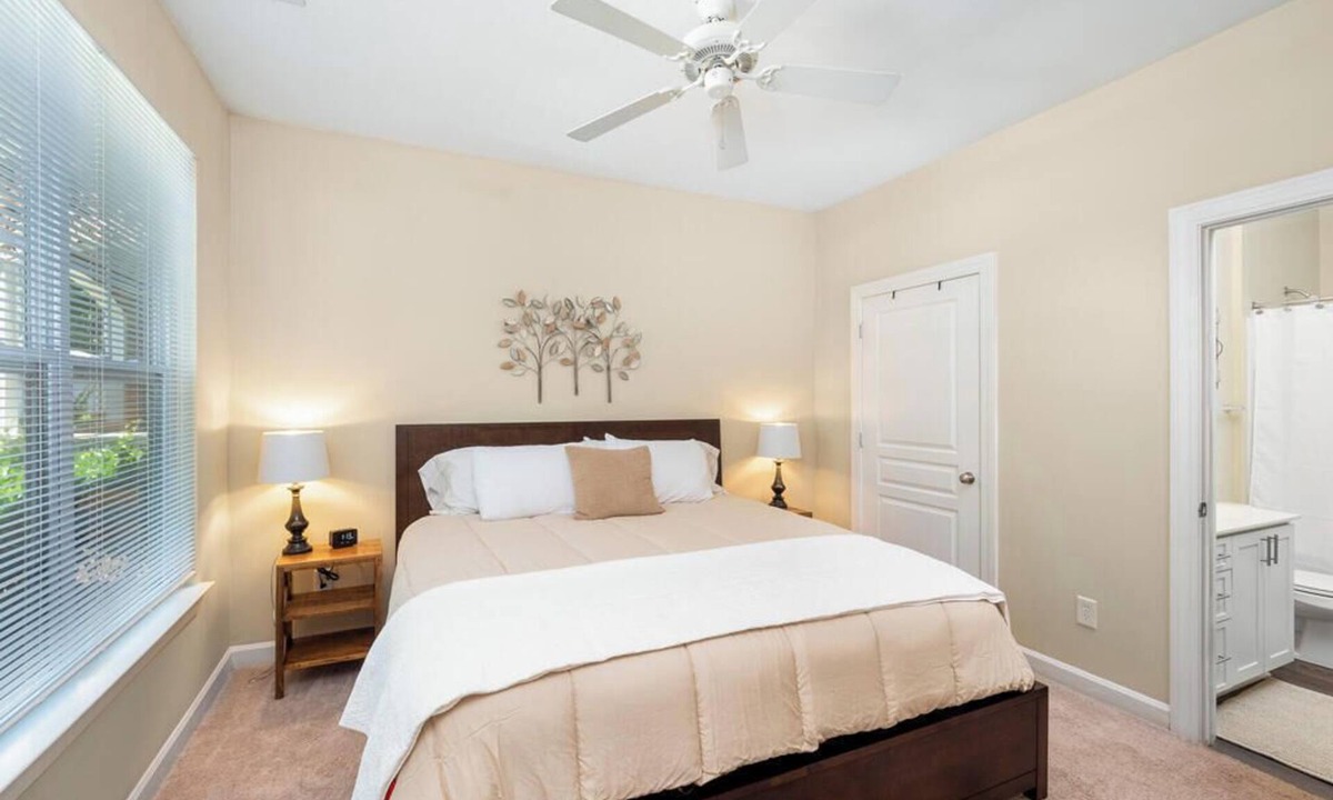 Cary Apartment | Crossroads 1BR with Covered Patio