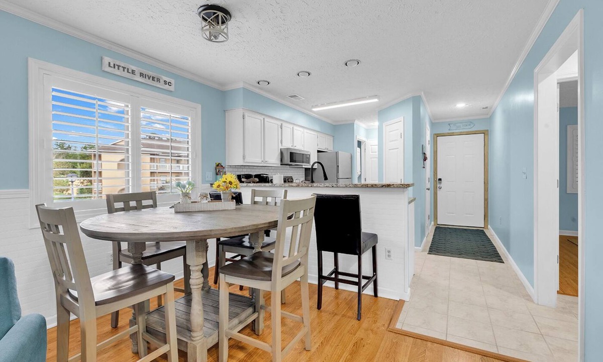 Little River Condo | Cute Little River Condo, Newly updated 2 bedrooms 3 beds, sleeps 4-5