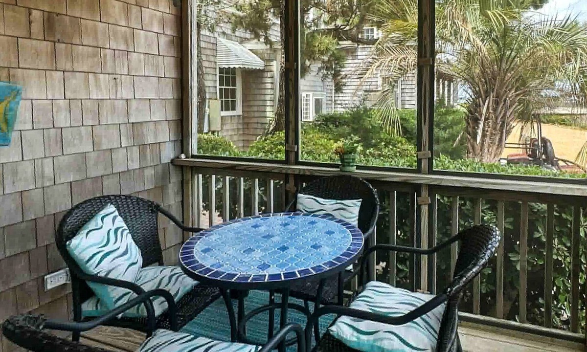 Ocracoke Villa | CV4: Seashell Castle Villa