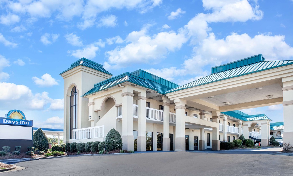 St. Pauls Hotel | Days Inn by Wyndham Saint Pauls
