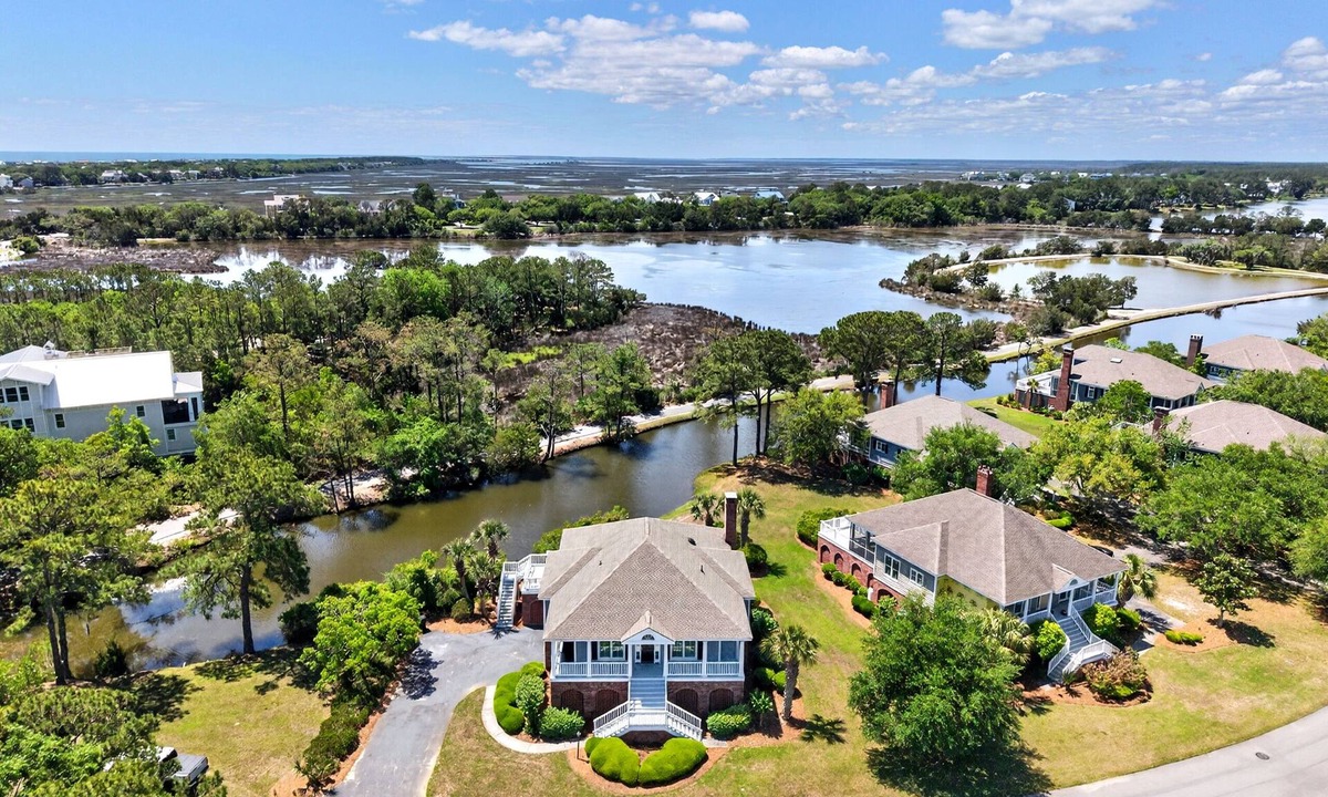 Debordieu Colony Villa | DeBordieu getaway with screened porches, deck & community pool