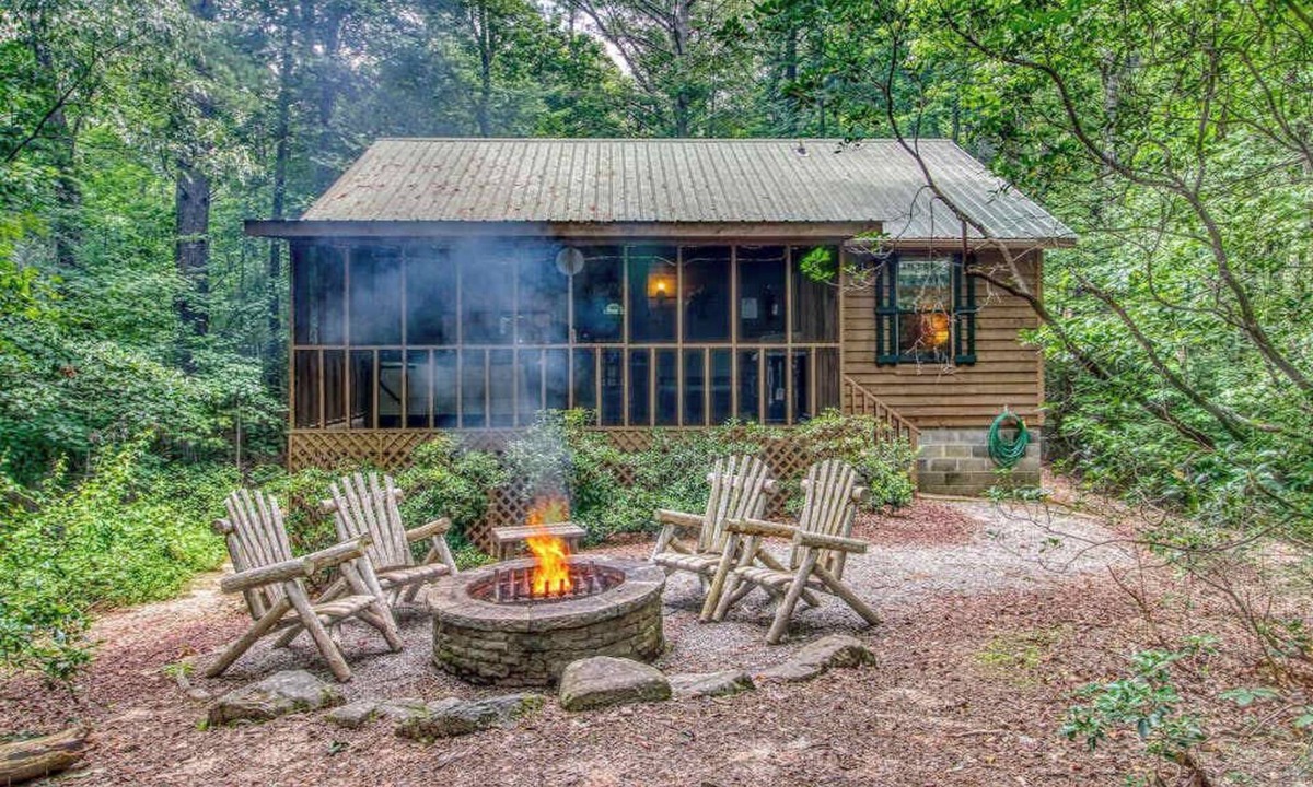 Sautee Nacoochee Cabin | Deer Hollow Cabin Getaway