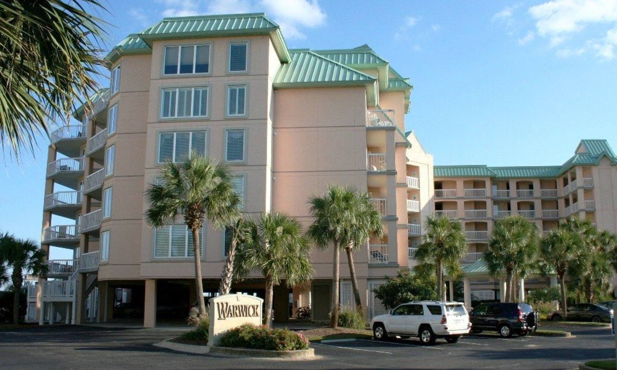 Litchfield by the Sea Condo | Direct Ocean & Beachfront in Litchfield- Warwick 305