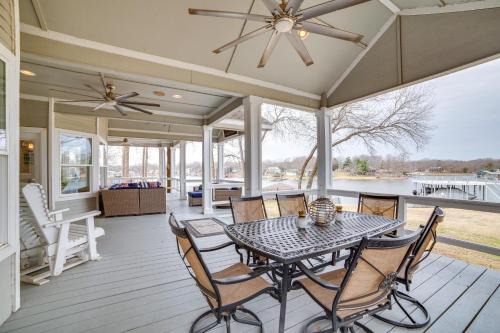Enchanted Oaks House | Dock & Lake Access: Gem on Cedar Creek Reservoir