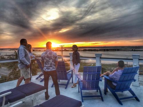Isle of Palms House | Dolphin View on Isle of Palms ~ PRIVATE POOL, ROOF TOP DECK, ELEVATOR, SPA