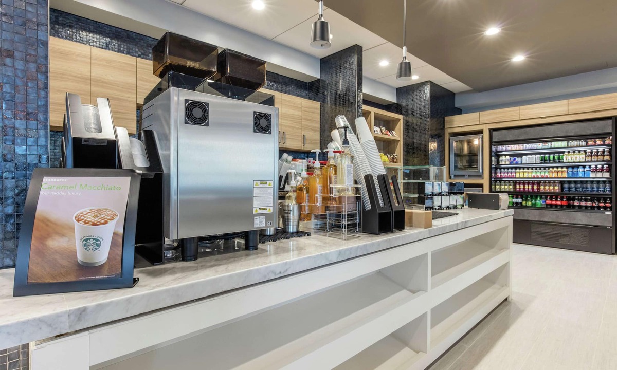Crestline Heights Hotel | DoubleTree by Hilton Birmingham Perimeter Park