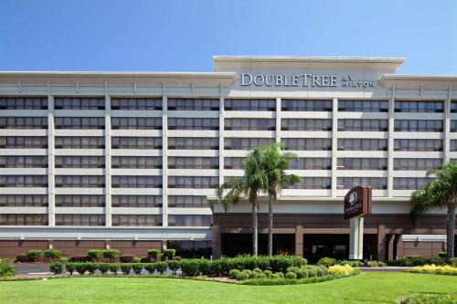 Kenner - Louis Armstrong International Airport Hotel | DoubleTree by Hilton New Orleans Airport
