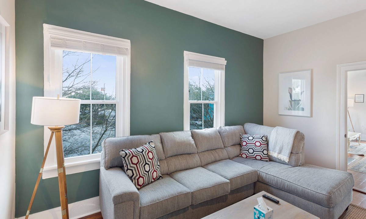 Savannah Victorian District Condo | Downtown Charm + Close to Nightlife, Enmarket Arena by Lucky Savannah