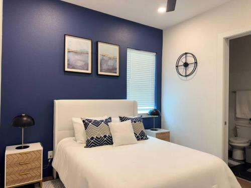 Cedars Apartment | Downtown Dallas Oasis Studio