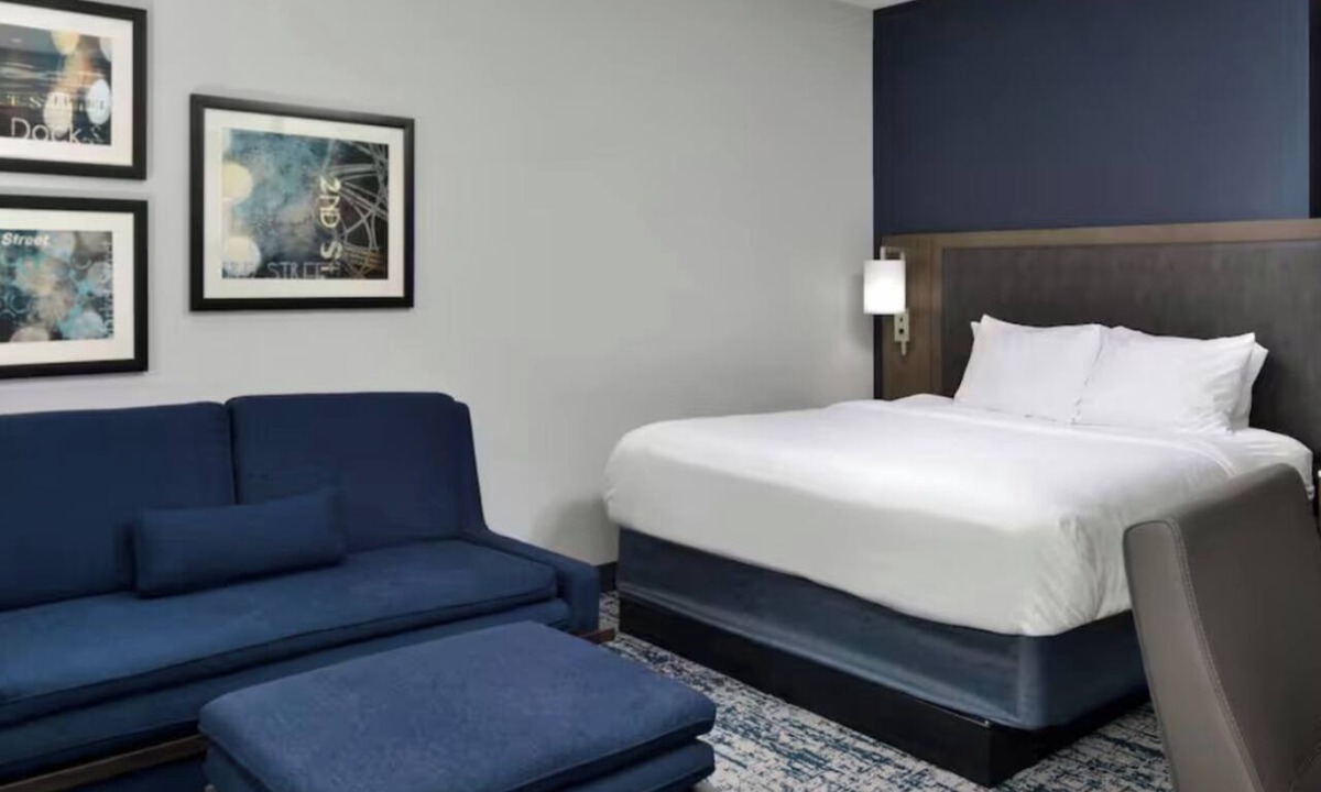 Downtown Wilmington Hotel | Downtown Wilmington Retreat Steps from Riverfront Paths & Historic Attractions