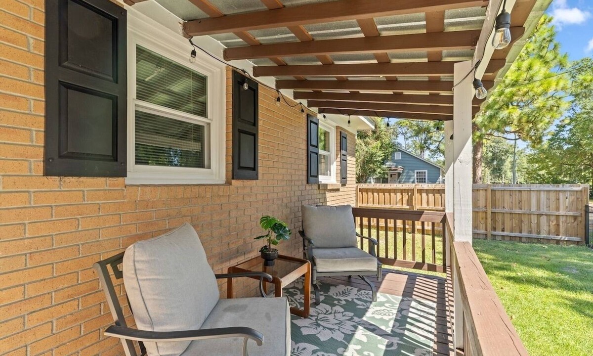 Wilmington House | Dragan Lagoon - Midtown, bike trails
