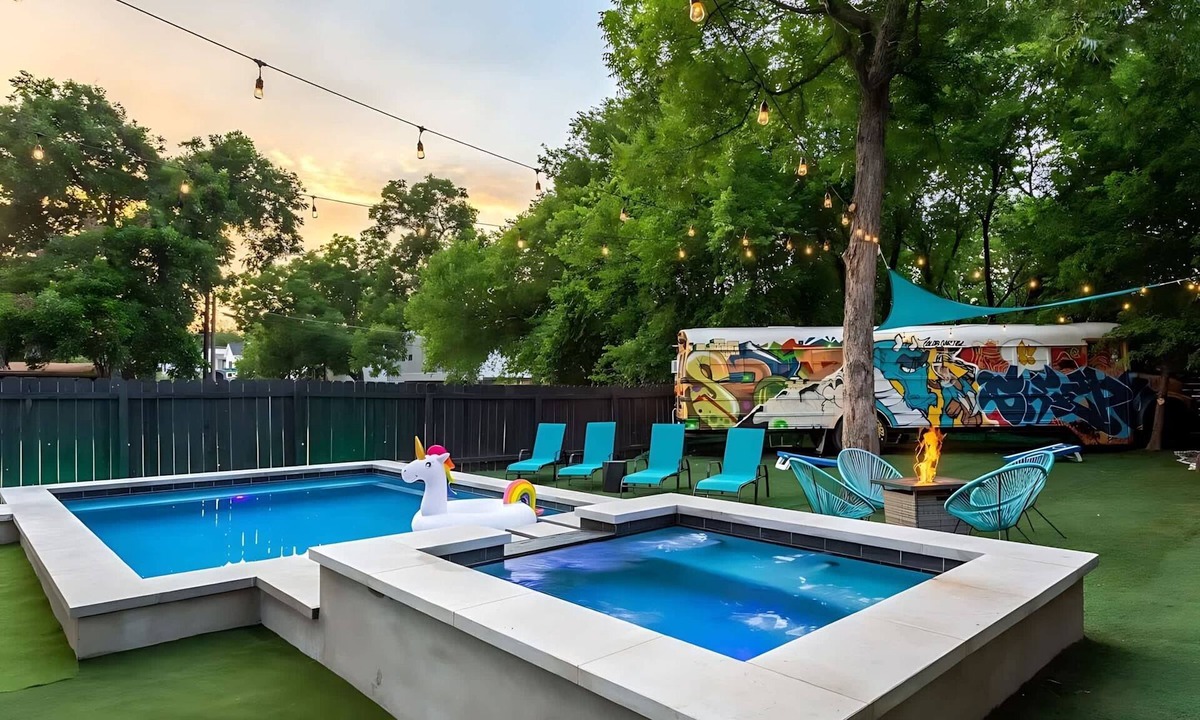 Govalle House | East Austin Pool and Hot Tub Retreat Near Rainey