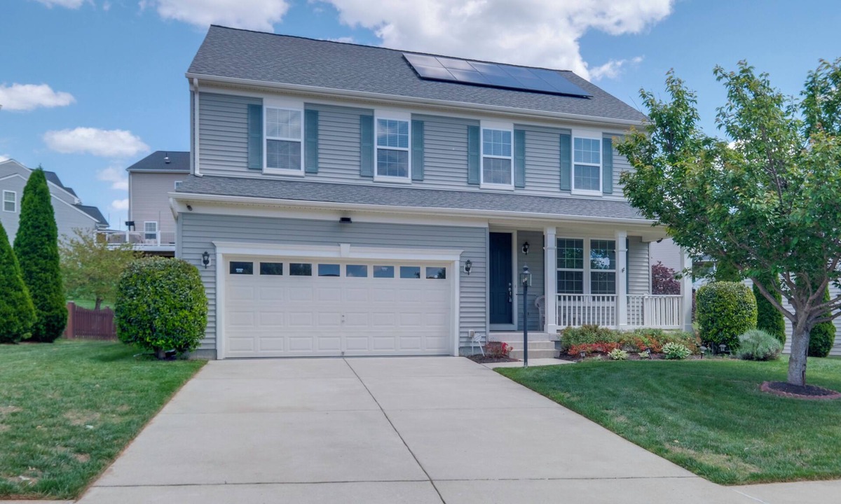 Woodbridge House | Easy Hwy Access to DC! Family Home w/Deck & Yard