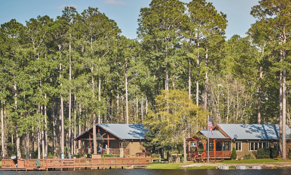 Fowlstown Cabin | Elegant Retreat with Firepit & Pond Views
