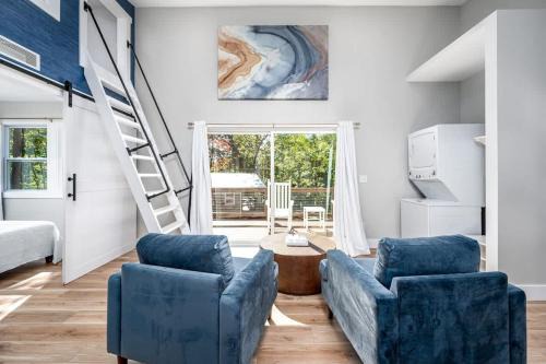 Bynum House | Elevate Treehouses - Book all 4 treehouses