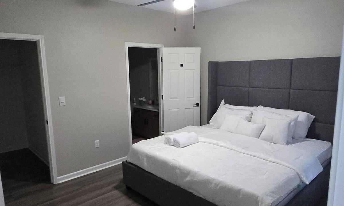 Lawrenceville Apartment | Elite Cozy Suites Buford