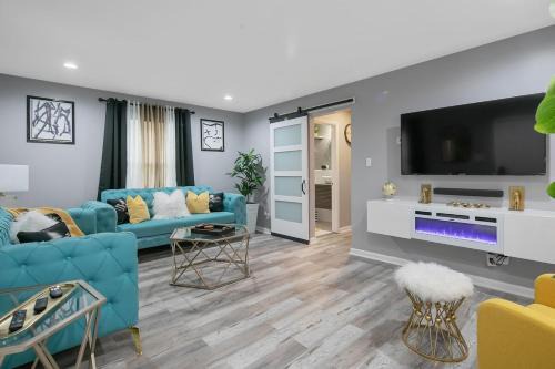 Terry Sanford House | Ellis Hideaway