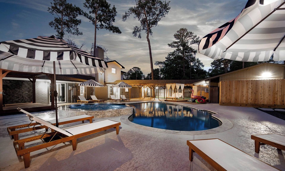 Cypress House | Empress Luxe Family Playground
