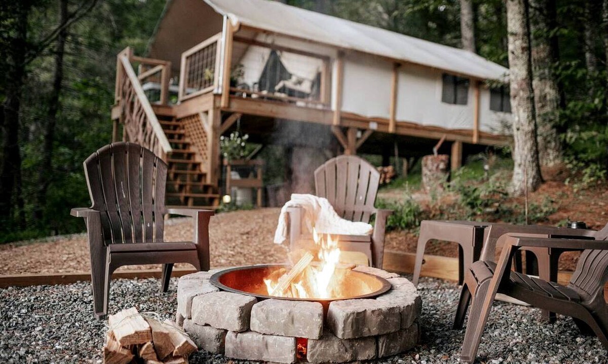 Lenoir RV Rental | Enchanting Blue Ridge Mountains Lodging with a Wood-Burning Stove in Lenoir, NC