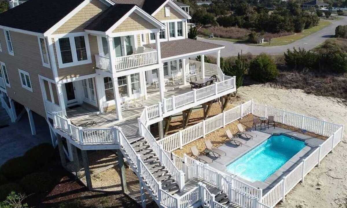 Holden Beach House | Enjoy panoramic views in “Breezy Point,” a five-bedroom home with a private pool in Dunescape.