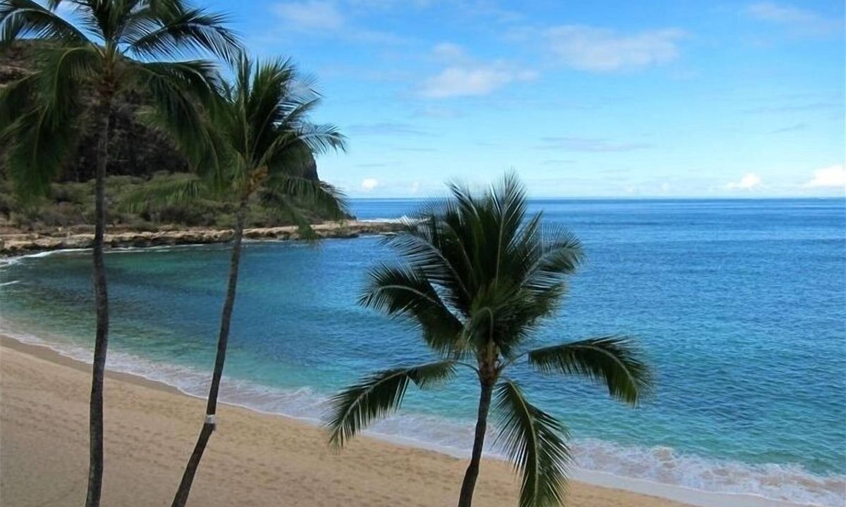 Makaha Condo | Enjoy the Beautiful Sandy Beach at Makaha Beach Cabanas.