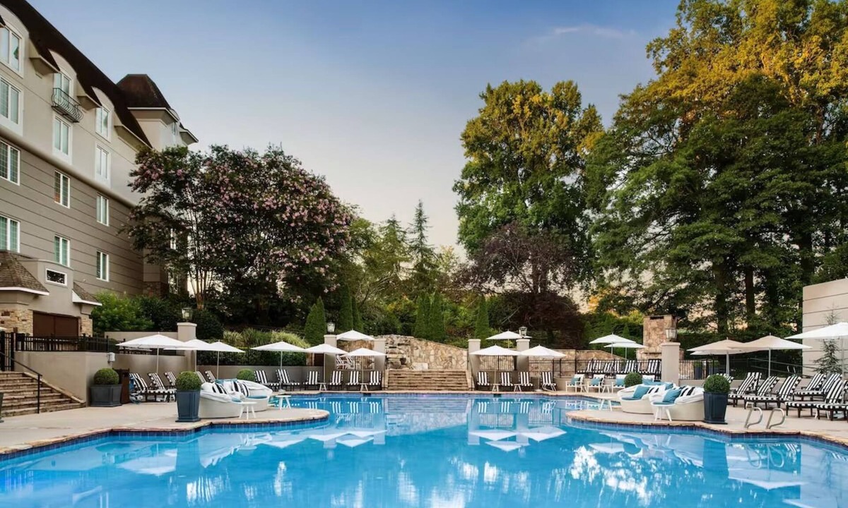 Braselton Hotel | Enjoy Wine Country Elegance in Serene Villa Near Lawrenceville – 30 Min