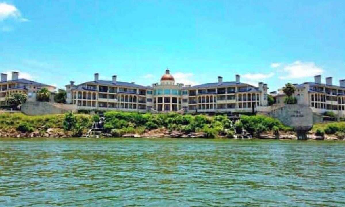 Highland Lake Estates Condo | Escape @ Lake Travis