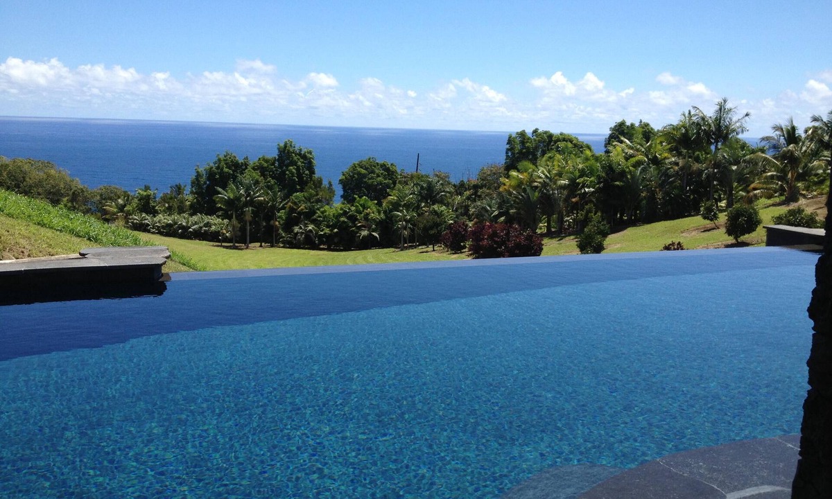 Ninole House | Exclusive, Dream Family Vacation Retreat.