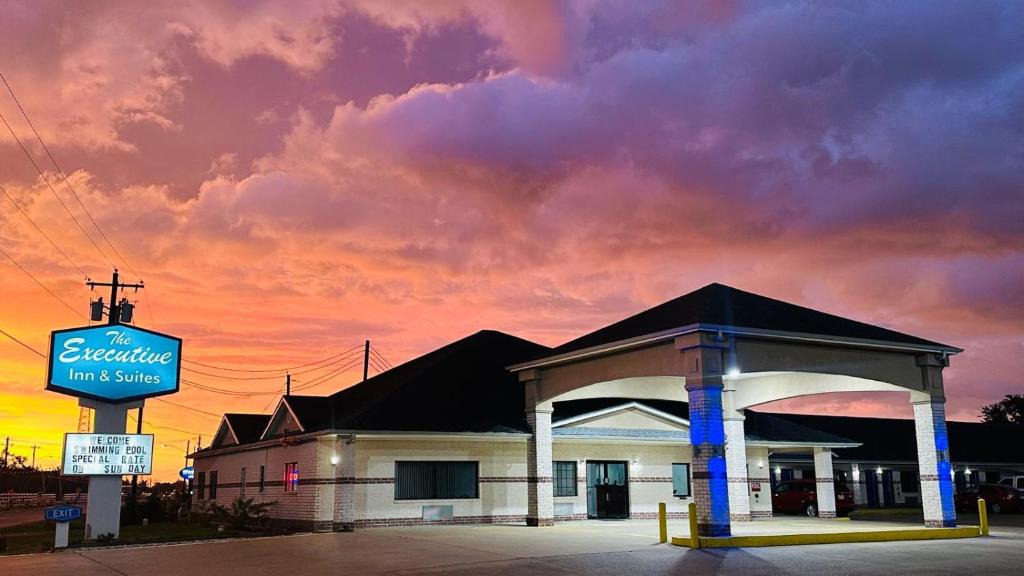 West Columbia Hotel | Executive Inn & Suites West Columbia