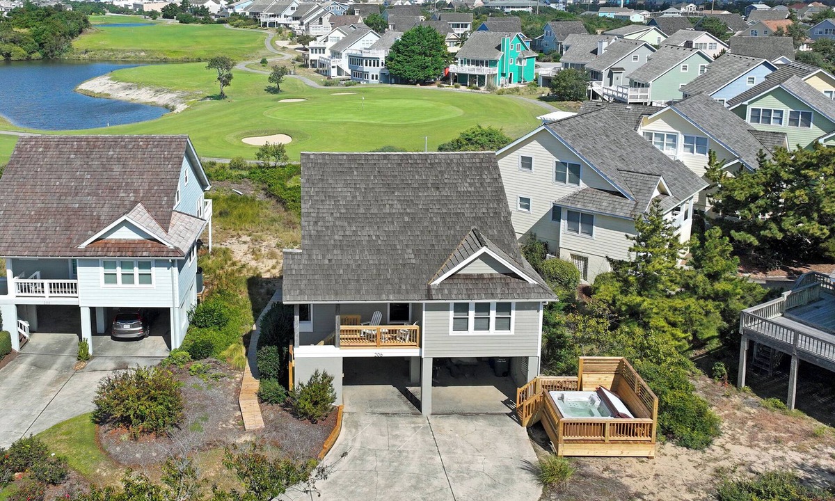 Nags Head House | Exhale: Renovated, Hot Tub, Golf Course Views